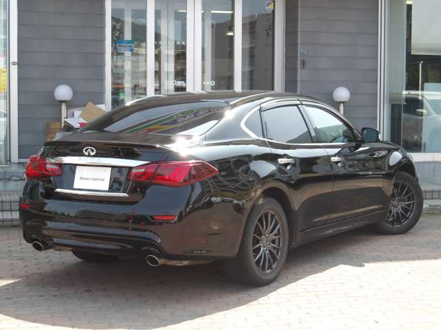 日産 フーガ 3.7 370GT FOUR 4WD の中古車詳細 (56,000km, ブラック