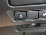 ハンドルヒーター装備で、寒い時期の運転時重宝します。