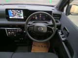運転席 視界がよく操作しやすいスイッチ類がドライブをサポートいたします!
