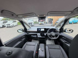 セレナ 1.4 e-4ORCE AUTECH ライン NissanConnectインフォテインメントシステム 4WD 
