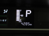 たとえばダイハツのお店にある、たくさんのスマアシ搭載車は、正常に作動する事をしっかり確認します。
