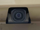 WEB掲載時にはお車に付いている装備と、様々な写真をたくさん載せるように心がけております。1台1台特徴をとらえたキャッチコメントを掲載しています。