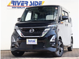 【車屋】として、長く車業界に従事した経験豊富なスタッフが多数在籍しております。