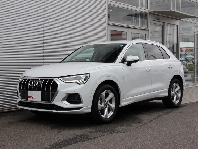 Q3 35 TFSI アドバンスド