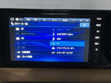 日産純正メモリーナビゲーションです♪目的地まで案内するナビゲーション機能の他にフルセグ画質で楽しめるTVやBluetooth Audioなど多彩な機能が満載で運転を快適にサポートしてくれます☆