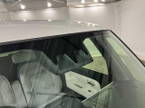 先進技術によってさらに進化した「次世代スマートアシスト」が毎日の運転で感じる不安や緊張を減らし、ヒヤッとするシ-ンを未然に防ぐためにサポ-トします!