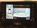 メーカーオプションの全周囲カメラ付き!狭い場所での駐車や車周辺を確認することが出来るので安心して駐車することができます★なんともう一つ・・・