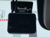 もしものその時に備えて、安心のドラレコ付き!運転中邪魔にならない位置に取り付けされています!あおり運転や危険運転もらい事故などが起こってしまった際に大活躍します!