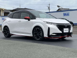 エマージェンシーブレーキ(衝突被害軽減ブレーキ)、フロントカメラが車両や歩行者を検知し警告音と共に衝突回避、軽減をアシストしてくれます。