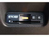 ETC2.0の車載機搭載です!!ETCカードを挿入すれば料金所はノンストップで通過できます。ETC限定の割引や、高速道路の情報提供サービスを利用できます♪