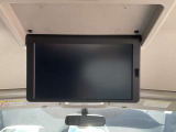 ◆◆◆後席モニターです。大型モニターでTVやDVDを後席の方もお近くでご覧いただけます。