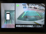 アラウンドビューモニターで車庫入れも空から見ている様に駐車できラクラクです。