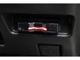 高速道路走行の料金所をノンストップで通過できるETCを装備!※ ETCカードのお申し込みも当社にお任せ下さい!