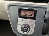 オートエアコン、お好みの温度に設定するだけで車内を快適空間にしてくれます。