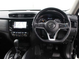 運転席廻りです。
