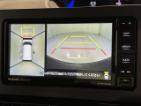 【フロントカメラ】運転席に座った状態で死角になりやすいクルマの前の様子まで確認でき安全ですね♪