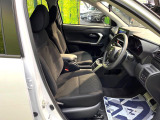 運転席シート廻りは使用感も少なく、良好な状態となっています。丁寧に使われていたことがよくわかりますね。
