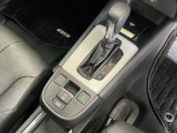 発進時から滑らかに加速する無段階変速のCVTはストップ&ゴーの多い街の中も快適です