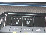 運転席と助手席にシートヒーター・ベンチレーションが付いています。