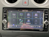 通信ユニット内蔵の日産純正メモリーナビ(MM319D-W)装備、音声対話検索やスマホアプリと連動などに対応した高機能ナビ。高精細液晶による高画質、多彩なメディア再生。