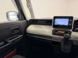 【メーカー認定の品質】本当におすすめできる品質を保持した、マツダ車のみに与えられる 「マツダ認定U-Car」。マツダ車のプロが責任をもって整備し、安心の保証をお付けしてご提供する中古車です。