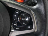 ◆アダプティブクルーズコントロール◆予め設定した車速内でクルマが自動的に加減速。前走車との適切な車間距離を維持しながら追従走行します。【LKAS】車線維持支援システムでステアリング操作を支援。