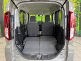普段のお買い物や通勤、送迎等に十分な荷室スペースを確保しております。セカンドシートを倒すと、大きな荷物の積載も可能です♪