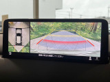 【360&deg;ビューモニター】専用のカメラにより、上から見下ろしたような視点で360度クルマの周囲を確認することができます☆死角部分も確認しやすく、狭い場所での切り返しや駐車もスムーズに行えます。