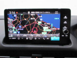フルセグチューナー内蔵のメーカー純正メモリーナビゲーション搭載です。Bluetooth接続、USBポート付きです。