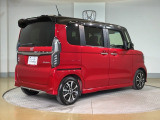 ご納車までの期間ですが、県内のお客様は1、2週間、県外のお客様は2、3週間ほどでご納車が可能となります。ただし、お支払いや書類の状況によっては多少の前後もありますので、その際には何卒ご了承下さい。