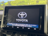 【大画面ナビ】人気の大型9インチナビを装備。存在感のある大画面はインパクト大!ナビ利用時のマップ表示は見やすく、テレビやDVDは臨場感がアップ!いつものドライブがグッと楽しくなります♪