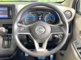 【ステアリングスイッチ】運転中、前方から目線をそらすことなく、オーディオ等の操作が可能な便利機能!安心&快適なドライブを演出してくれます♪
