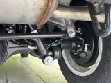 お車を安心してお乗りいただく為には、足回りの定期点検が欠かせません。サービスサポート(有償保証)では無料点検もご提供しており、安心のカーライフをお過ごしいただけるサポート体制が整っています。