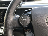 【ステアリングスイッチ】左です。ステアリングから手を離さず、運転に集中したまま手元でオーディオ操作等が出来ます。