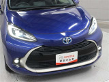 交差点での右左折時の事故に対応範囲を拡大したプリクラッシュセーフティ、全車速追従型レーダークルーズコントロール、レーントレーシングアシスト(LTA)など、最新の予防安全機能を搭載しています。