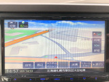 【Bluetooth対応ナビ】スマートフォンと接続して音楽再生や通話が可能です。