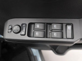 ダイハツディーラーでは「ダイハツ認定U-CAR」という基準を設け、車選びに詳しくないお客様でも「安心して選べる」をご提供しています。