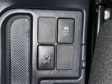 アイドリングストップ機能がついているので、停車時にエンジンを止めて燃料消費を抑えます。環境にもお財布に優しいですね♪