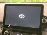 【10.5インチナビ】高級感とインパクトのある大画面ナビを装備。各種オーディオ操作はもちろん、スマホ連携もできる利便性の高いナビです♪
