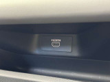 ナビ連動のHDMI入力端子を装備。スマートフォンや外部機器を接続して、車内の大画面で動画コンテンツなどの映像を楽しむことができます。
