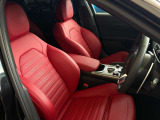 八光AUTO MOTIVEの強みはサポート力です。これまで培ってきた経験と技術力、スピードを生かして、お客様ひとりひとりを八光AUTO MOTIVE全店でサポートさせて頂きます。