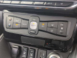 オートエアコンで温度を設定するだけで快適な車内環境を維持することができます!