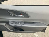 各種スイッチです