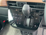 [オートエアコン]設定温度に合わせて自動で快適な室内温度を保ちます♪室内が快適だとドライブも楽しくなりますね☆