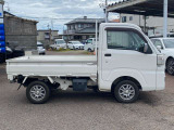 展示車両の他にもお探しの車も注文販売にて対応させて頂きます。詳しくはスタッフまでお尋ね下さい!