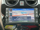 純正の7インチメモリーナビ。