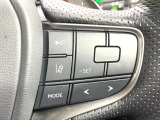 【レーダークルーズコントロール】高速道路での長距離走行が楽に!!自動で速度を保つクルーズコントロールが、衝突軽減システムと連携し、前方の車両を感知して車間を保つように速度調節してくれます!!
