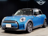 MINI 5ドア クーパーが入庫しました。ボディカラーはアイランドブルーのお車です。