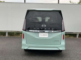 上半分だけ開閉できるデュアルバックドア☆