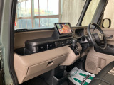 当店は奉仕と信頼をモットーに、お客様に喜ばれる良質な車輛の販売をさせて頂いております。良質が故に万が一の売り切れの際はご容赦下さい。